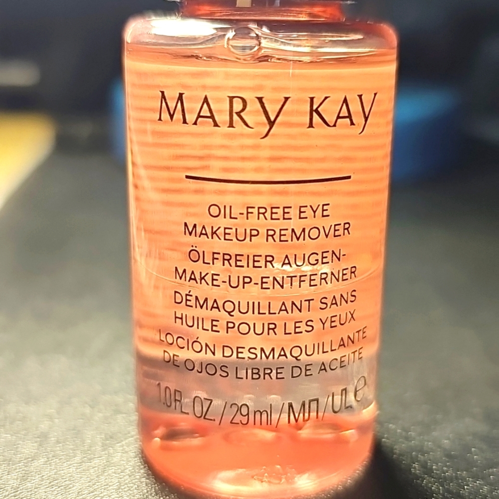 MARY KAY MINI'S - NEW Set of 2 - Eye Make-Up Remover - 1 oz. Each - EXP. 03/2026 - Picture 2 of 4